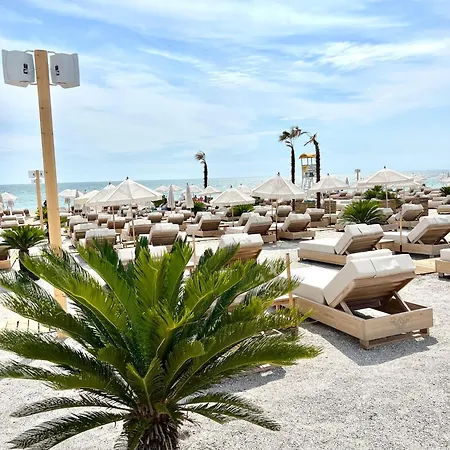 Rox - Axxis Lejlighedshotel Mamaia